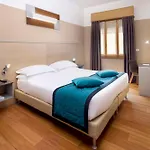 Western Hotel