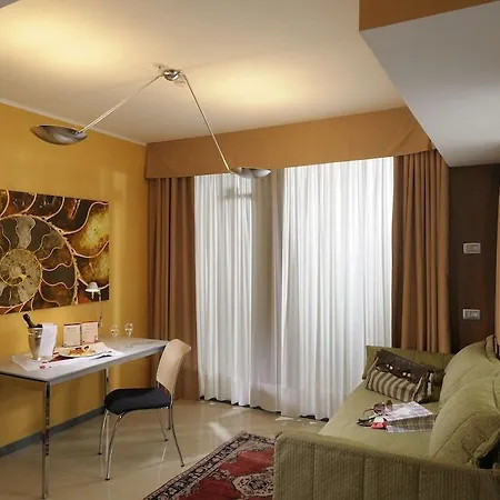Hotel Western
