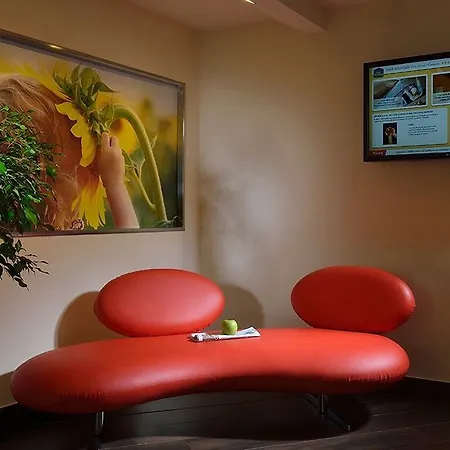 Hotel Western Genoa