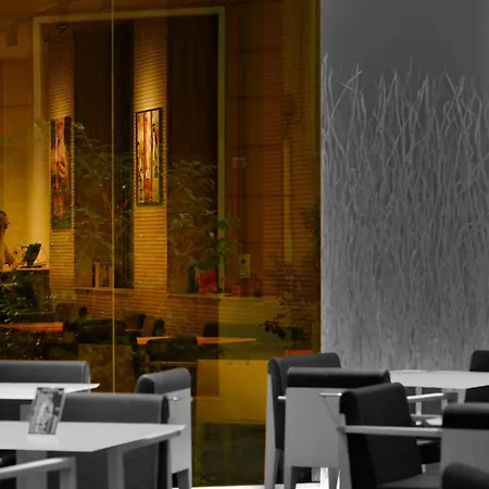 Hotel Western Genova
