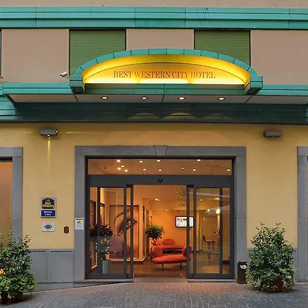 Western Hotel 4*
